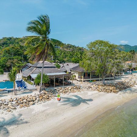 Absolute Beachfront Villas バーン・タイ エクステリア 写真