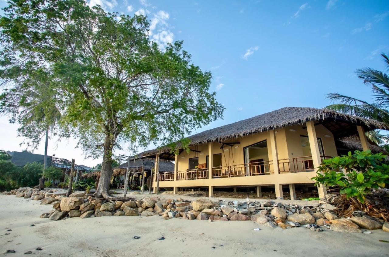 Absolute Beachfront Villas バーン・タイ エクステリア 写真