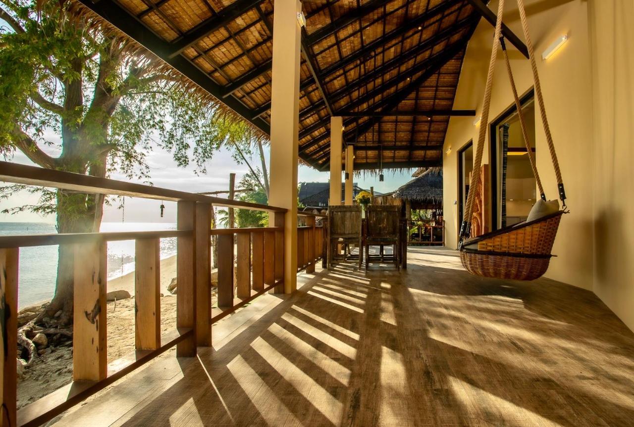 Absolute Beachfront Villas バーン・タイ エクステリア 写真