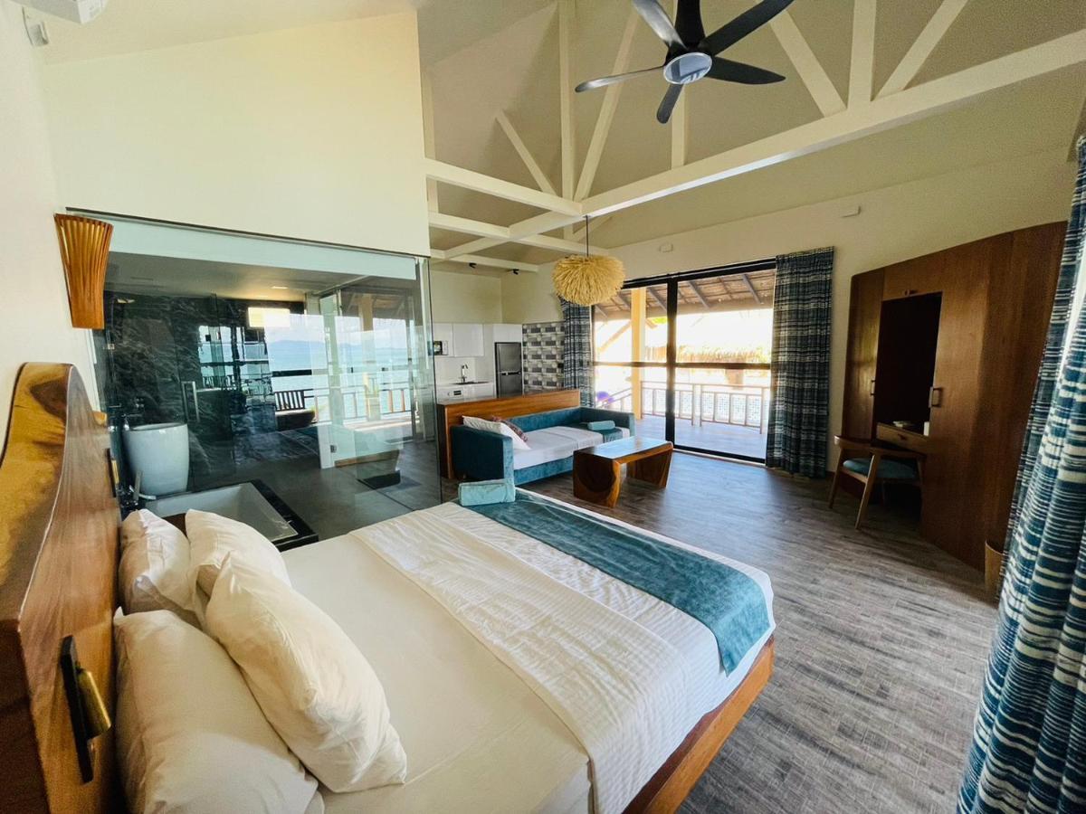 Absolute Beachfront Villas バーン・タイ エクステリア 写真