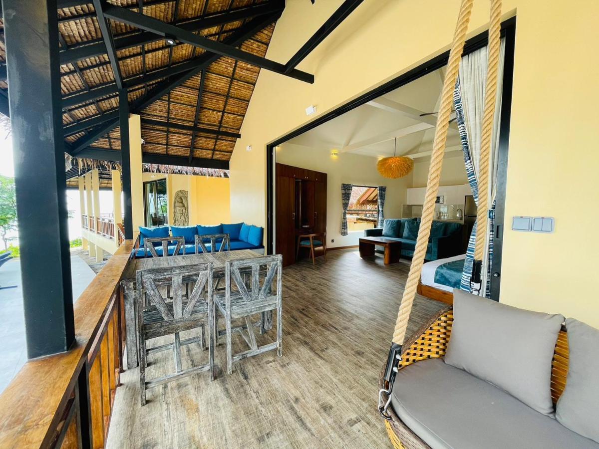 Absolute Beachfront Villas バーン・タイ エクステリア 写真
