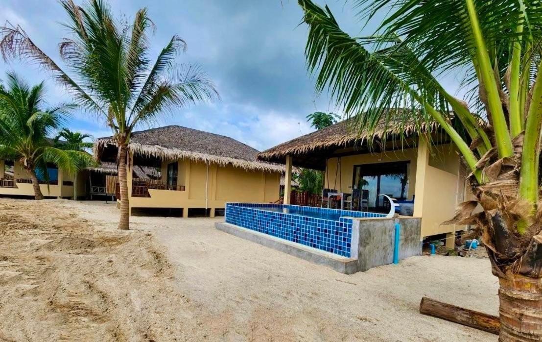 Absolute Beachfront Villas バーン・タイ エクステリア 写真