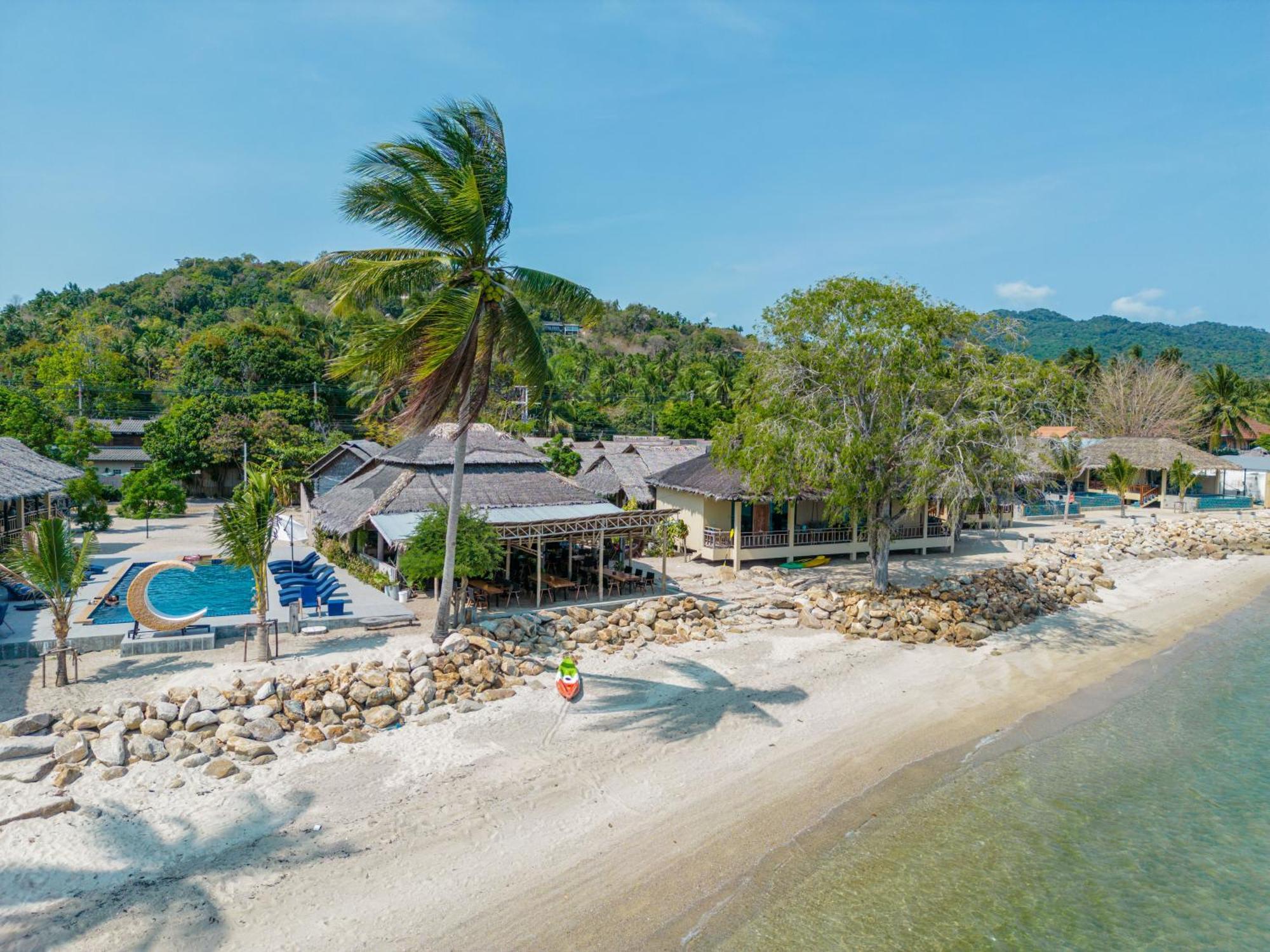 Absolute Beachfront Villas バーン・タイ エクステリア 写真