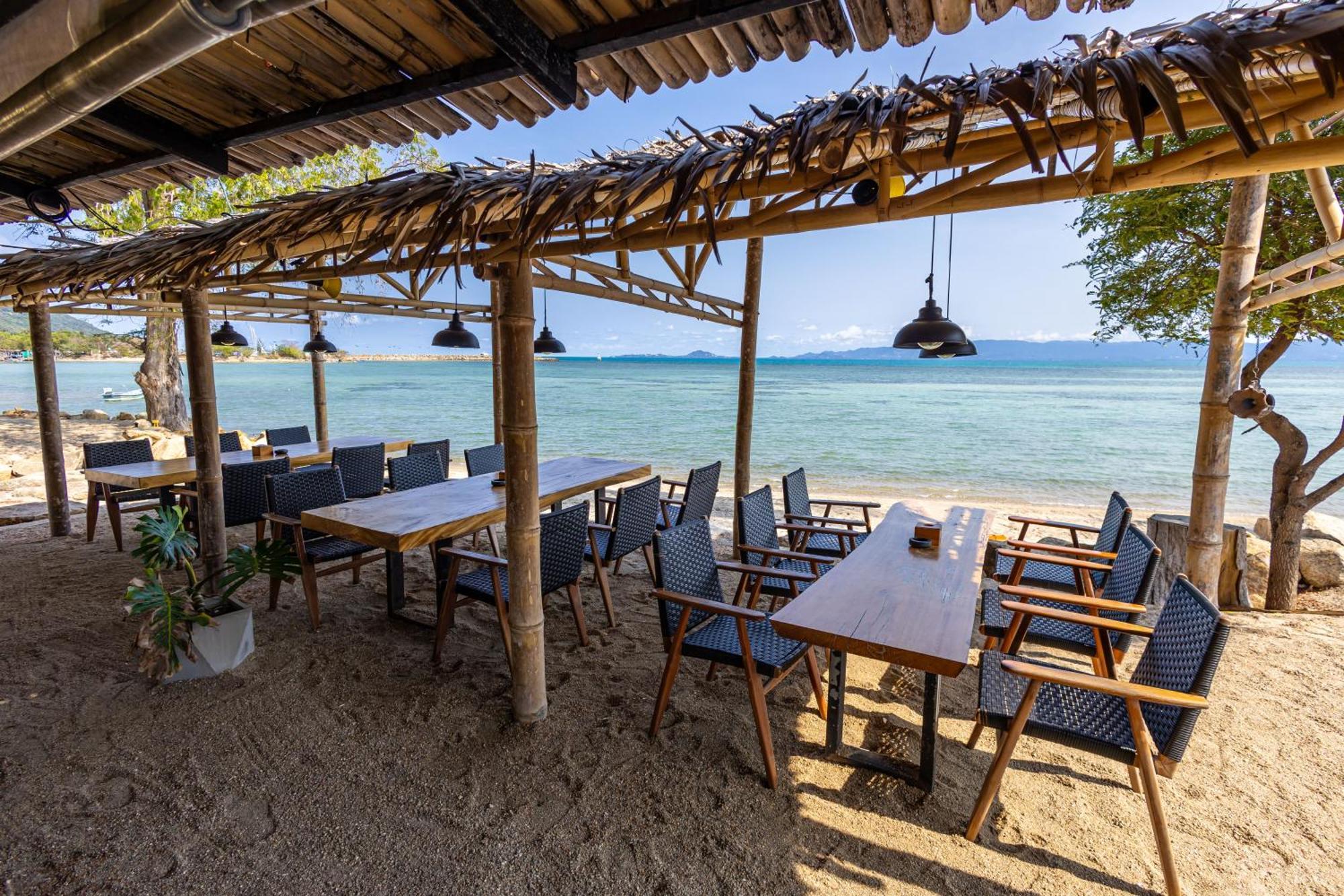 Absolute Beachfront Villas バーン・タイ エクステリア 写真
