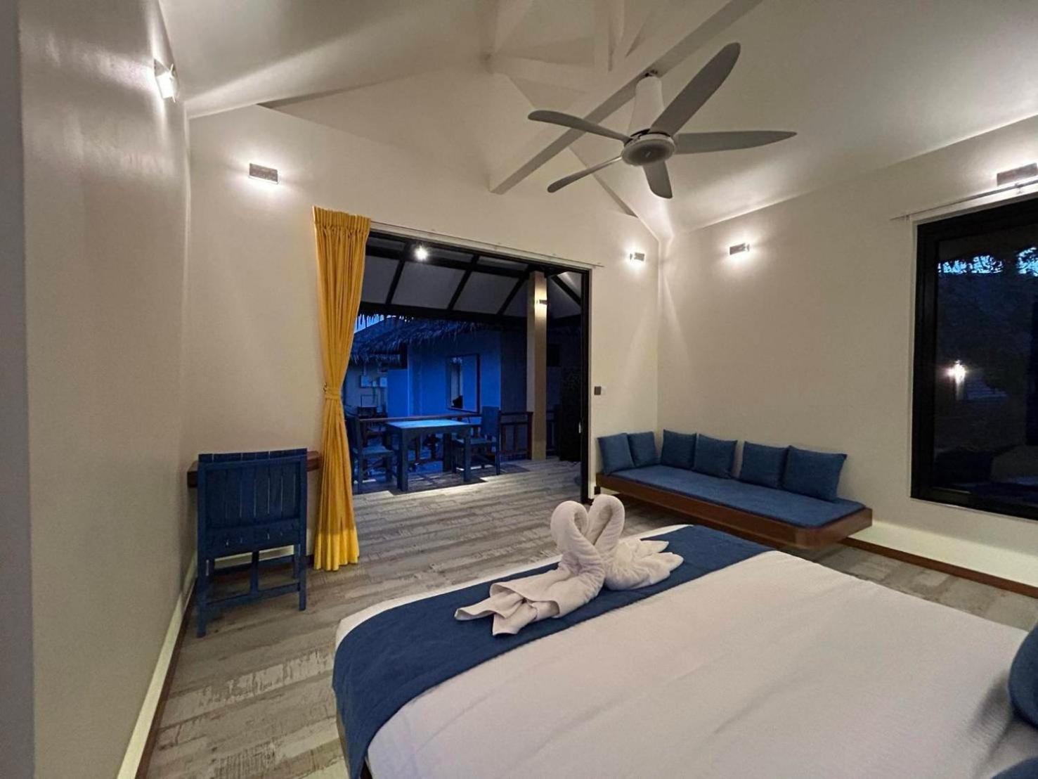 Absolute Beachfront Villas バーン・タイ エクステリア 写真